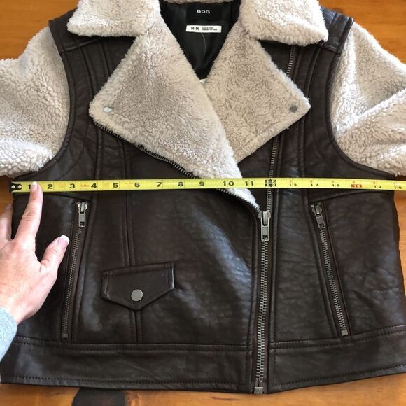 BDG Faux Leather And Sherpa Jacket Urban Outfitters - Picture 12 of 16